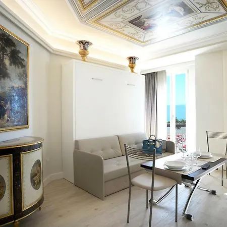 شقة فندقية Opera Arte 4*