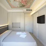 Opera Arte アパートホテル
