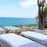 Opera Arte Lejlighedshotel 4*