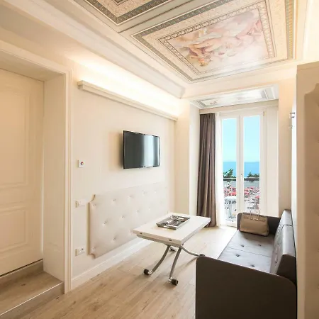 Opera Arte * Porto Recanati