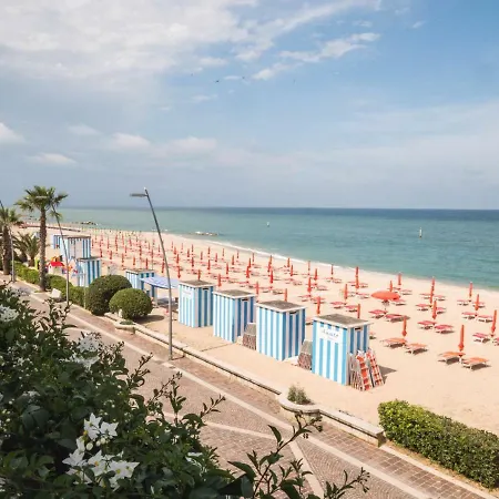 Opera Arte 4* Porto Recanati