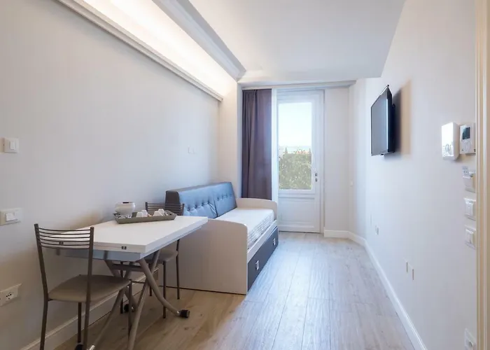 Aparthotel Opera Arte